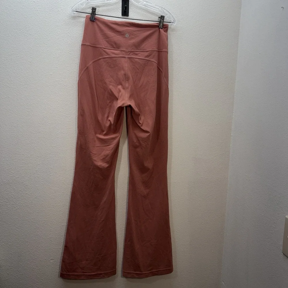 Lululemon Groove Pant Flare Super High Rise Yoga Leggings Pink‎ Size 8 Womens